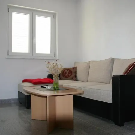 Belladonna * Privlaka (Zadar)